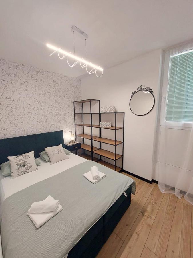 Apartment Punta Omis Bagian luar foto