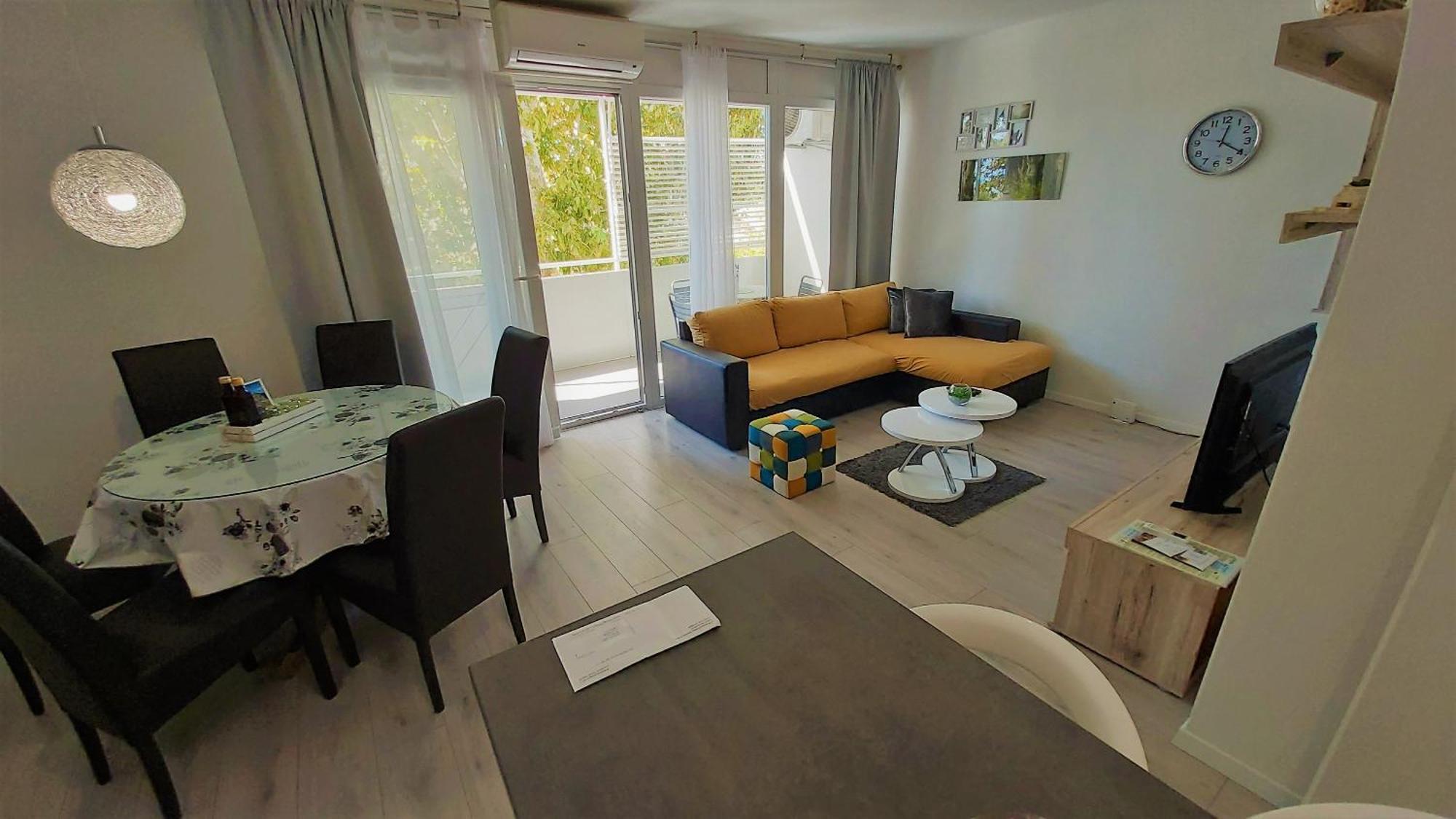 Apartment Punta Omis Bagian luar foto