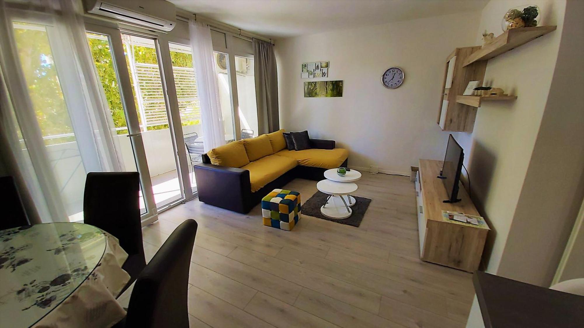 Apartment Punta Omis Bagian luar foto