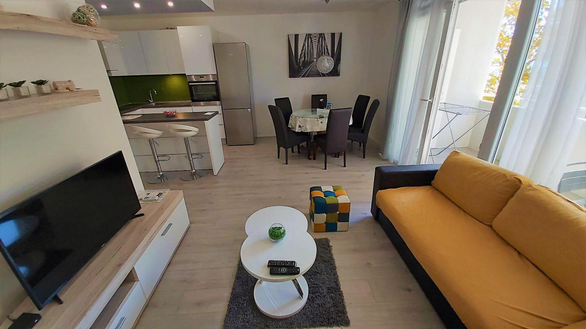 Apartment Punta Omis Bagian luar foto